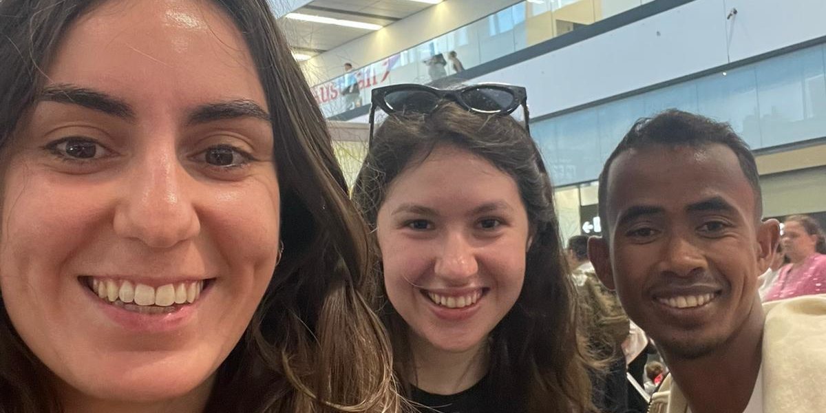 95F5A774-68D1-4E8F-BE23-B473F61C9A59