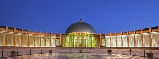 Plaza_Exterior_Fibes_Sevilla_0.jpg